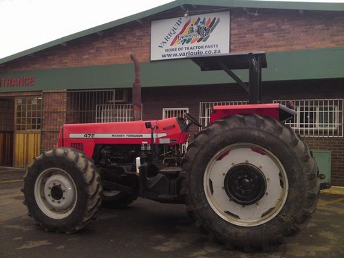 Product picture Massey Ferguson 400 Series 415,425,435,440,445,460,475 SERVICE REPAIR MANUAL