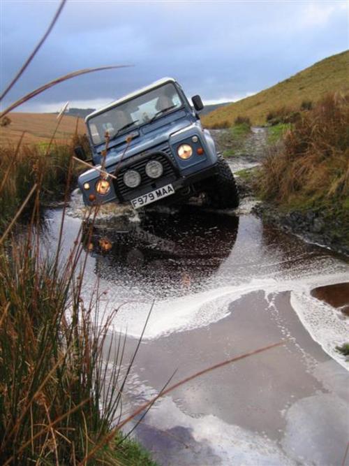 Product picture LAND ROVER DEFENDER 90/110 SERVICE REPAIR MANUAL