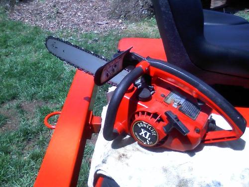 Product picture HOMELITE CHAIN SAW REPAIR MANUAL COVERS MANY DIFFERENT MODELS